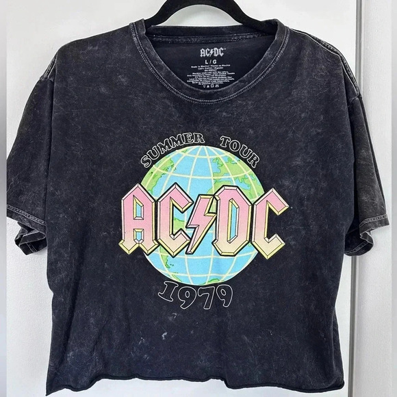 acdc Tops - 2/$12 AC/DC Graphic Cropped Top